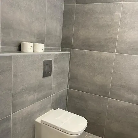 Baixa Exclusive House