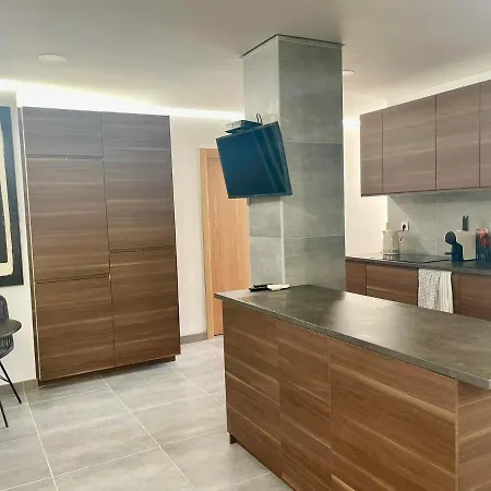 Baixa Exclusive House בית הארחה פארו