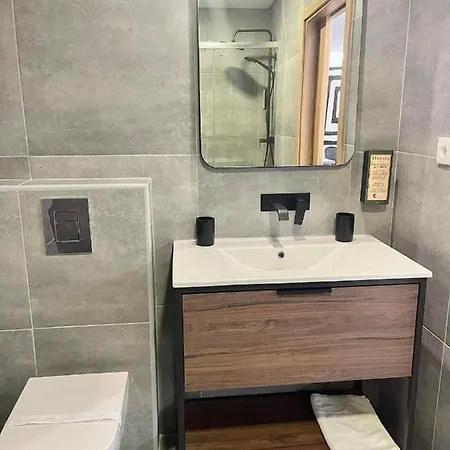 Baixa Exclusive House * פארו