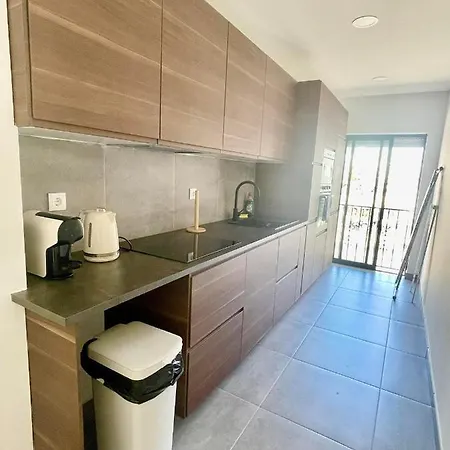 Baixa Exclusive House בית הארחה *